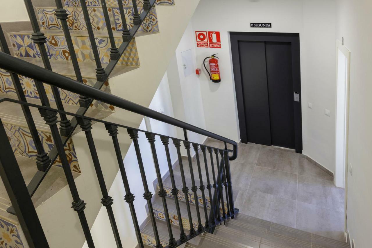 Apartamentos El Marques Málaga Exterior foto