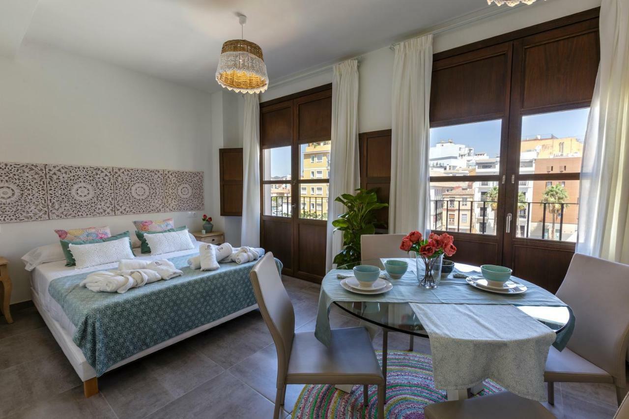 Apartamentos El Marques Málaga Exterior foto